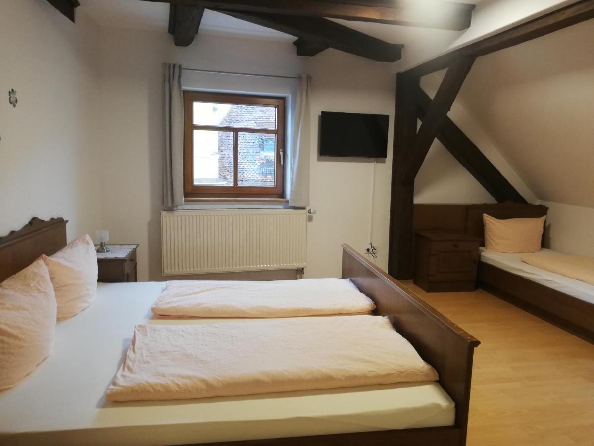 Gaststaette Liebl Hotel Wiesent Buitenkant foto